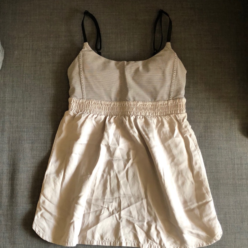 Lululemon tank